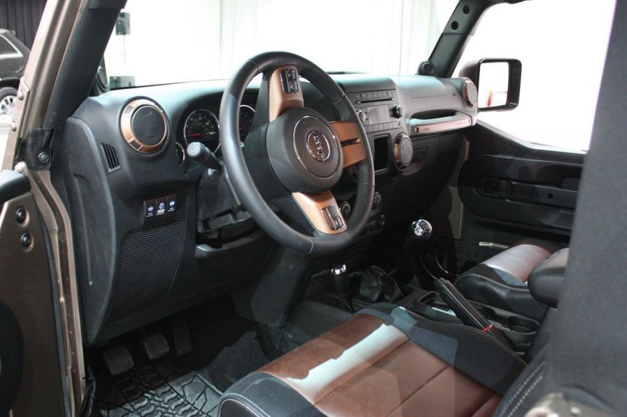  Jeep Wrangler Flattop Concept 2013 года  (фото 18 из 23)